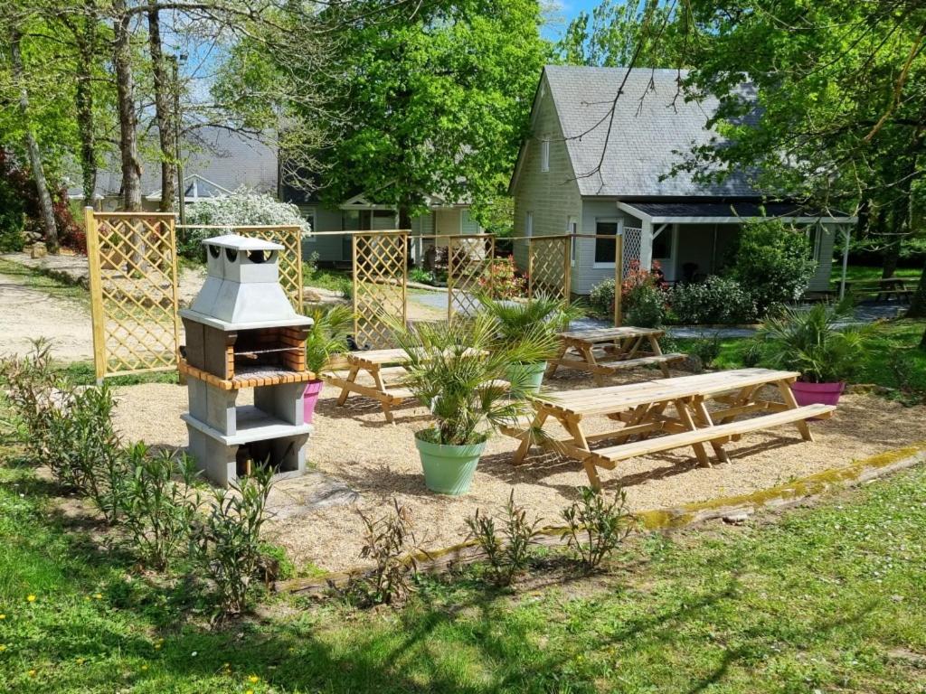 Les Chalets De Saumur, Piscine & Parc Boise, 100M Du Cadrenoir Exteriér fotografie
