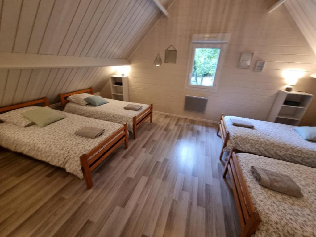 Les Chalets De Saumur, Piscine & Parc Boise, 100M Du Cadrenoir Exteriér fotografie