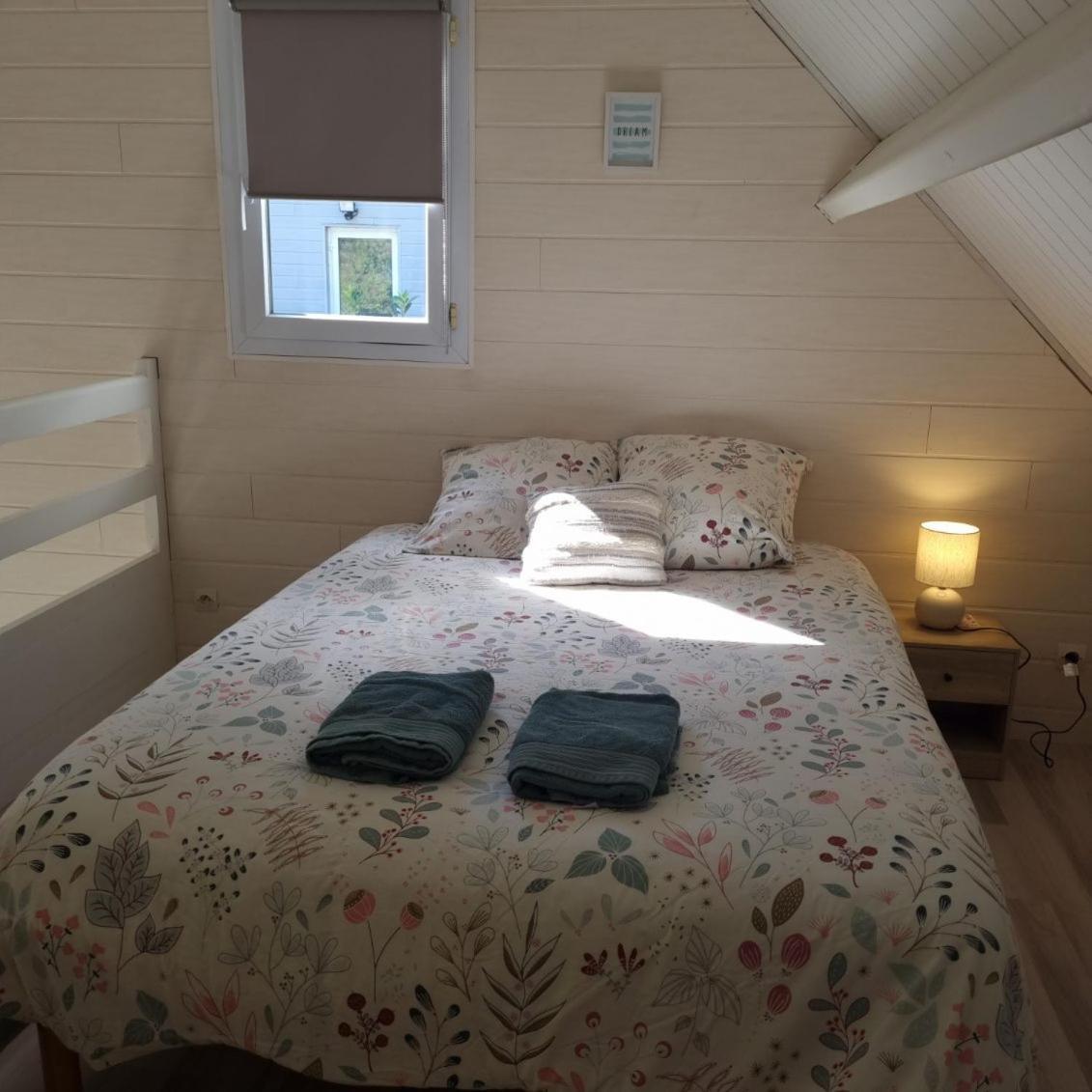 Les Chalets De Saumur, Piscine & Parc Boise, 100M Du Cadrenoir Exteriér fotografie