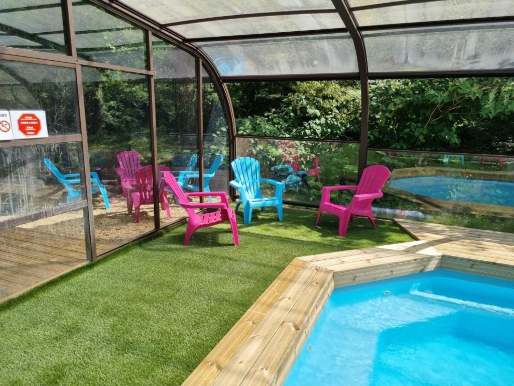 Les Chalets De Saumur, Piscine & Parc Boise, 100M Du Cadrenoir Exteriér fotografie