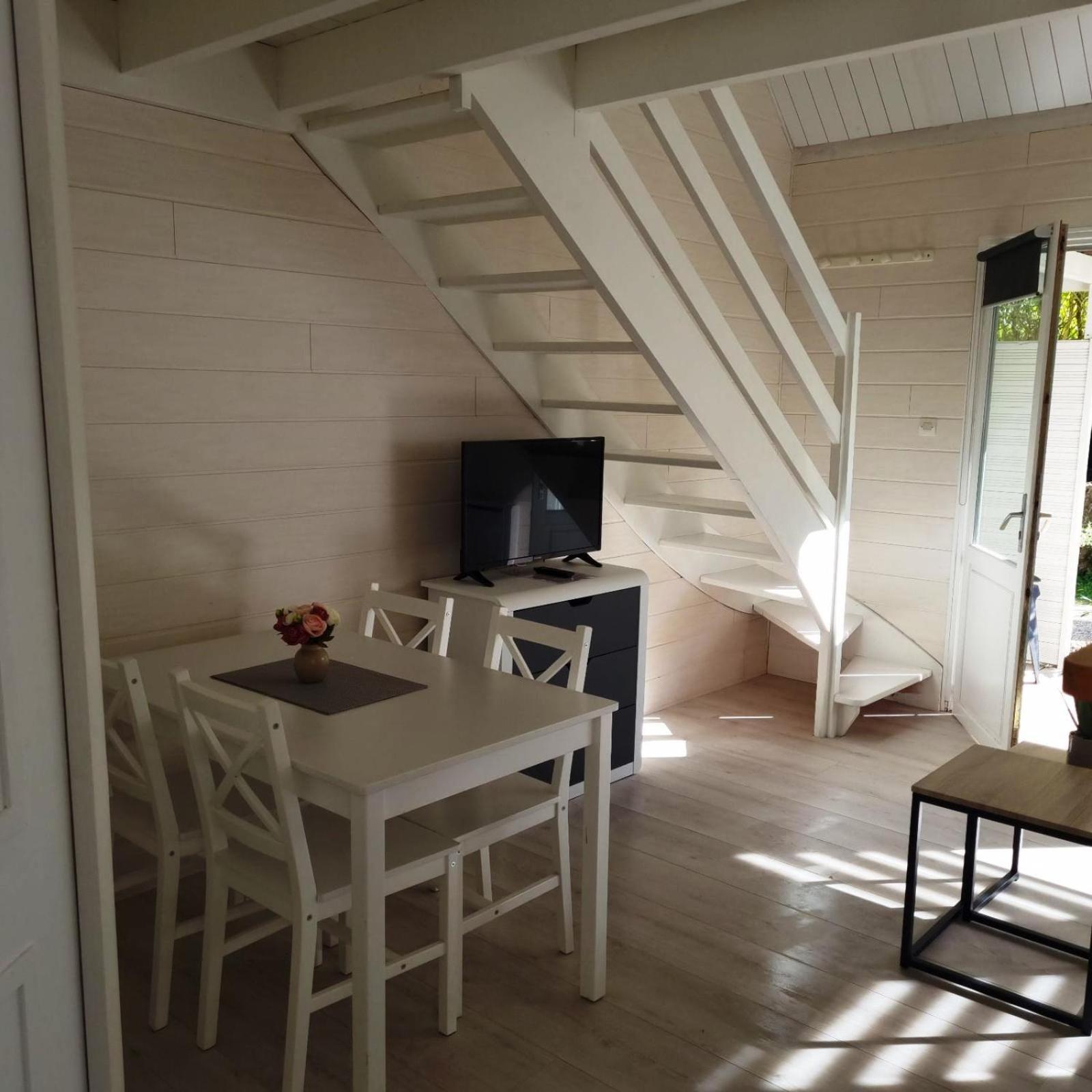 Les Chalets De Saumur, Piscine & Parc Boise, 100M Du Cadrenoir Pokoj fotografie