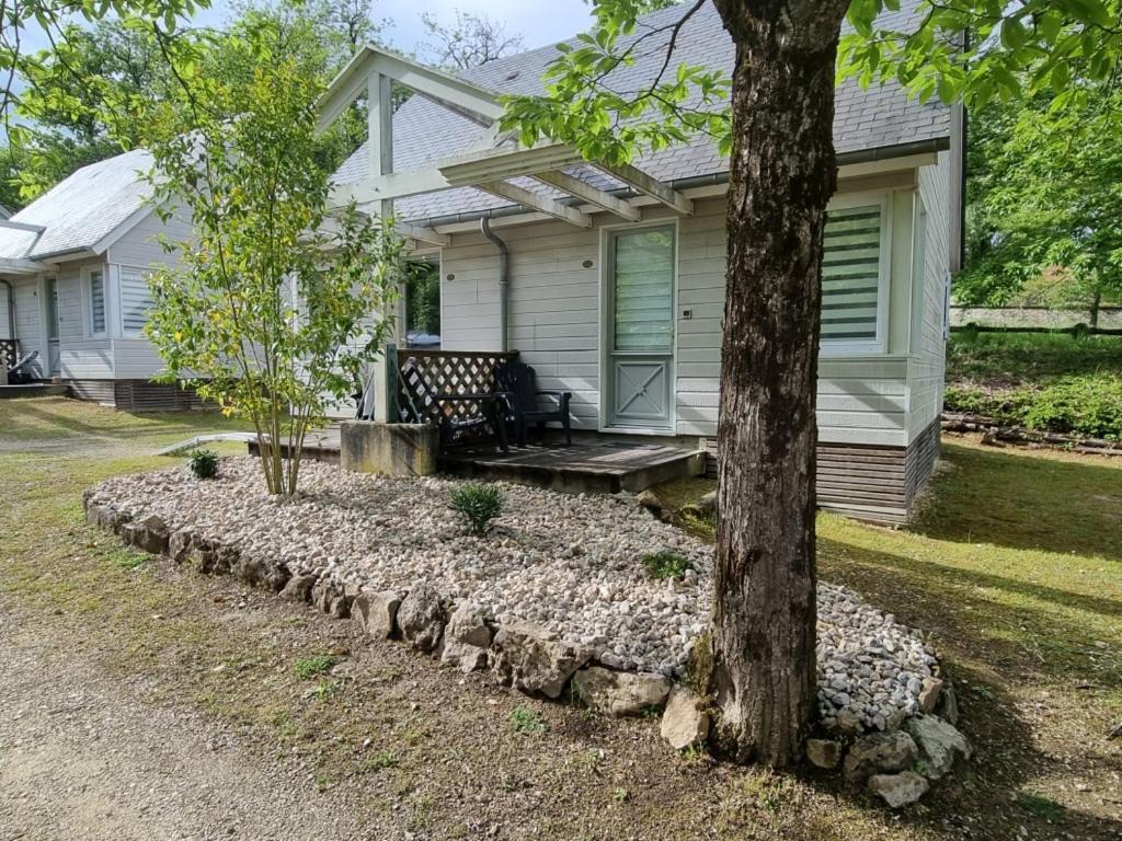 Les Chalets De Saumur, Piscine & Parc Boise, 100M Du Cadrenoir Exteriér fotografie